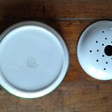 Dish for draining period strawberries Empire model Josephine manufacture Lunéville