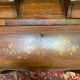 Wriitng desk laiding Louis XV style with secret compartment
