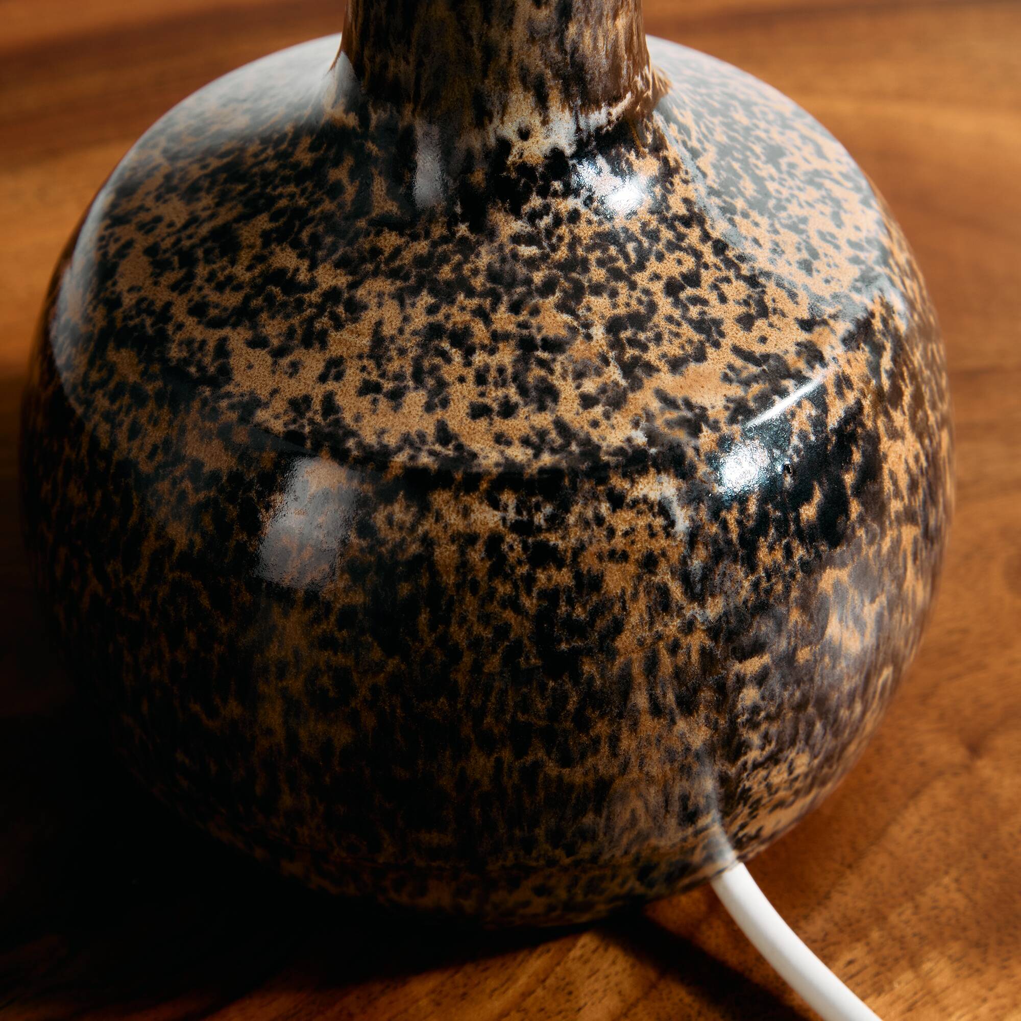 Lampe de table en céramique modèle 653 de Jette Hellerøe pour Axella