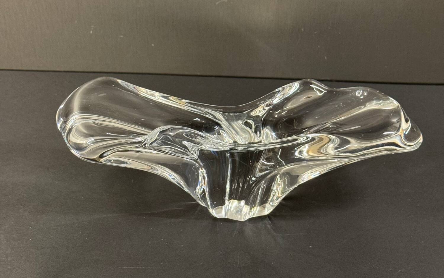 Vide-poche / cendrier en cristal – Baccarat, modèle Avila