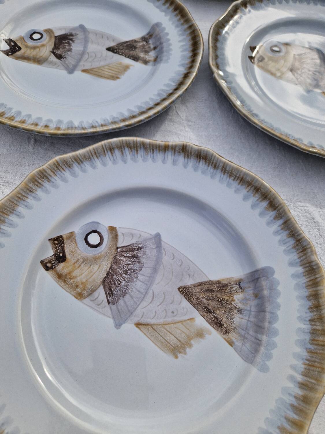 Lot de 9 assiettes plates saint Amand decor poissons