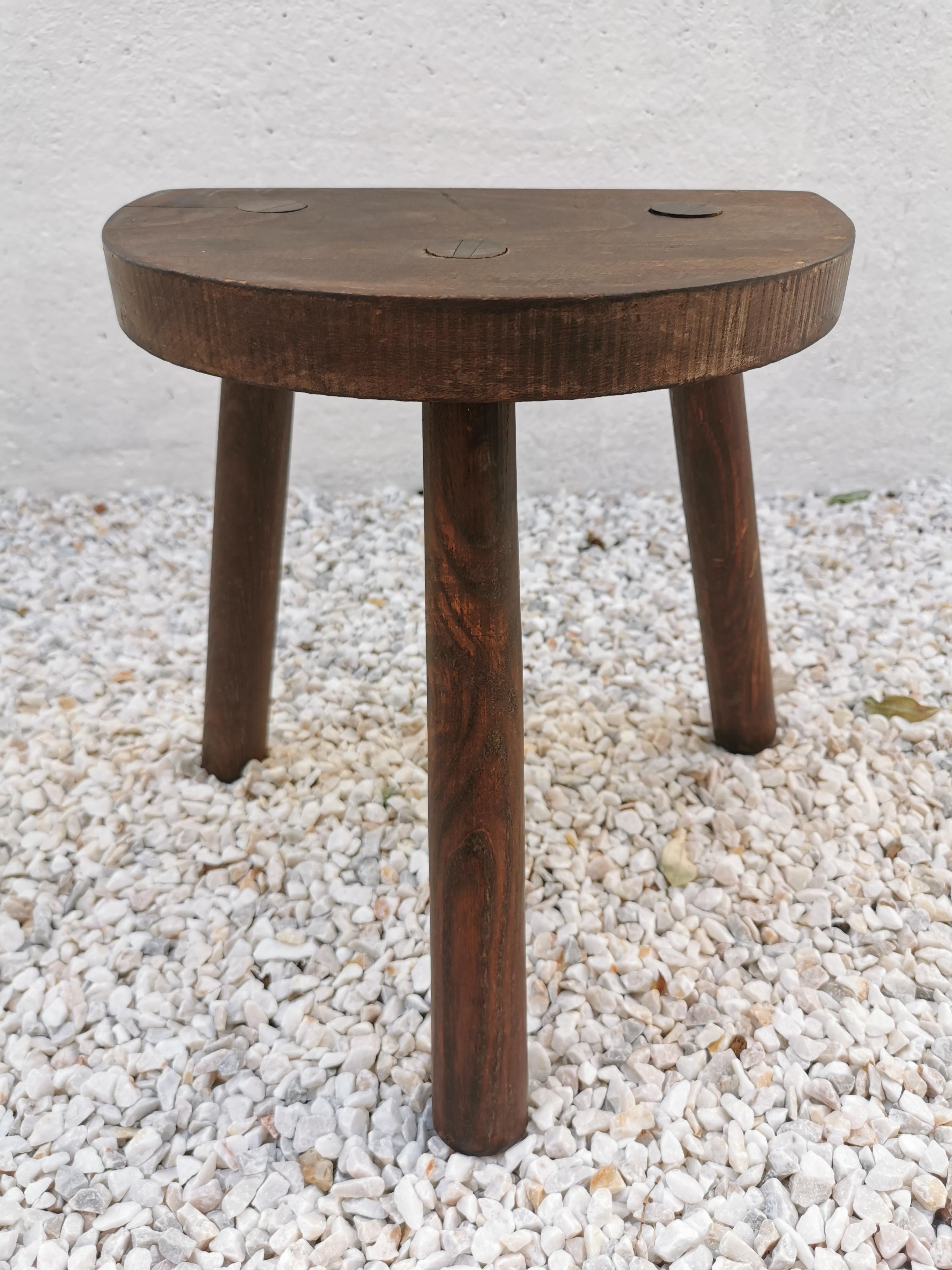 Tripod stool