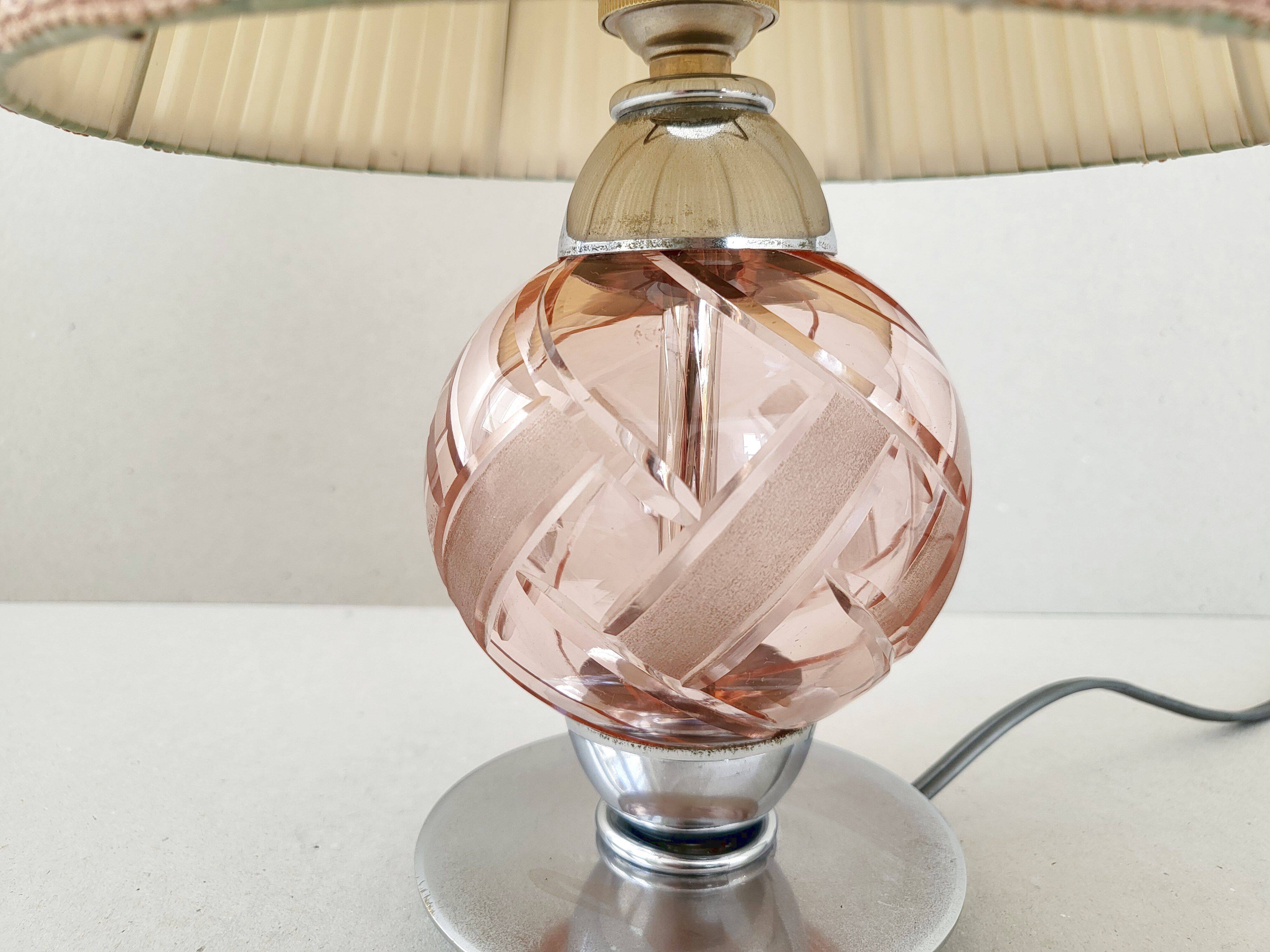 Vintage 1950 art deco style lamp