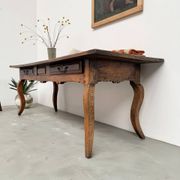 Table, drapière en noyer, XIXème s.