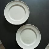 Service de 18 assiettes en faience