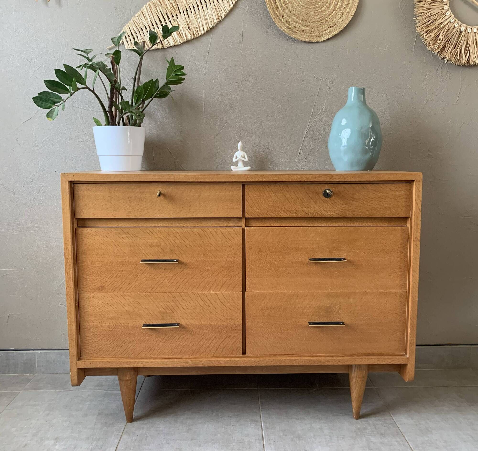 Large vintage 6-drawer chest of drawers from the 50s in oak.