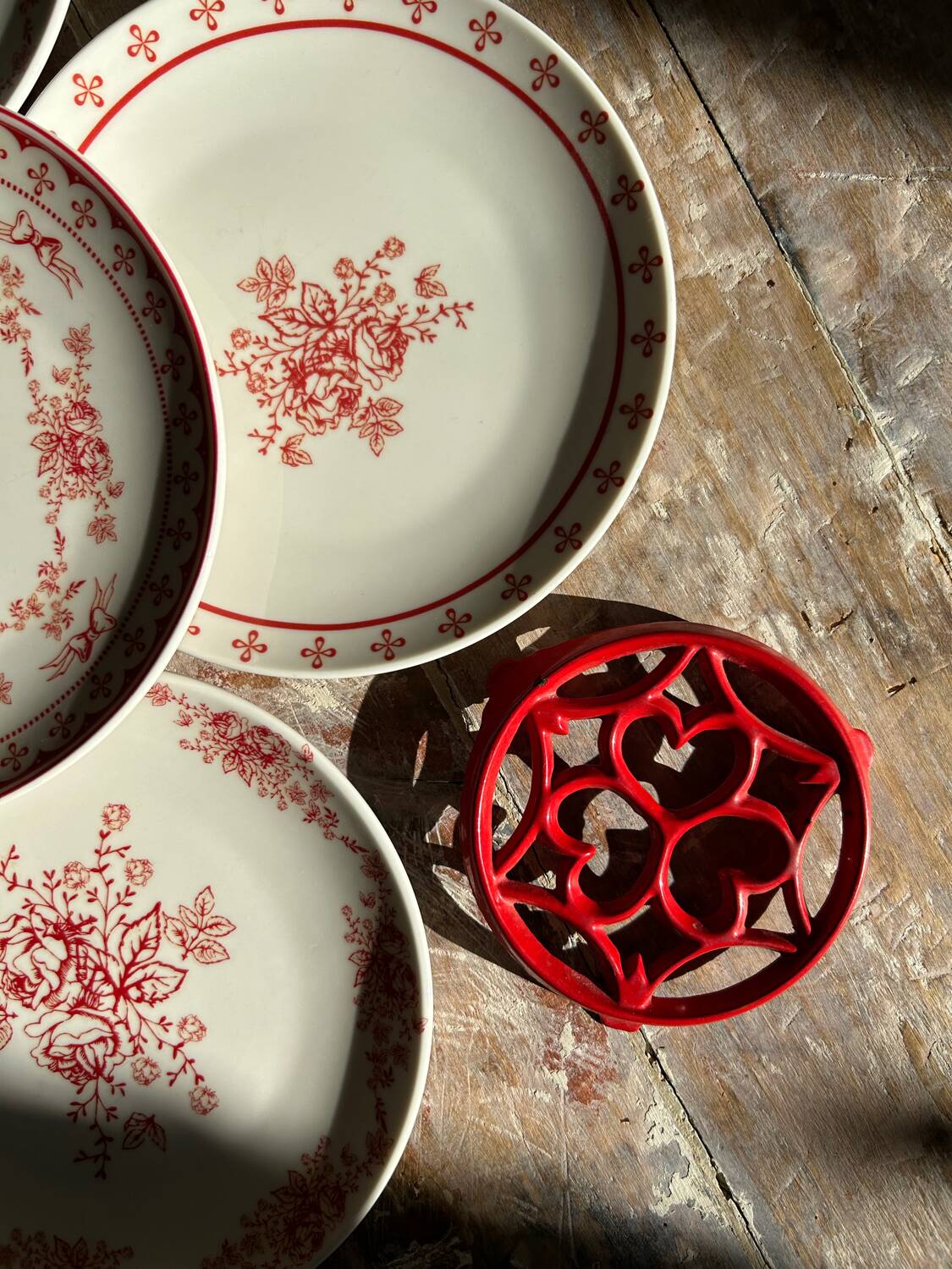 Royal Boch Vintage Dessert Plates