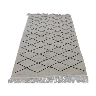 Handmade white and black berber carpet  192x118cm