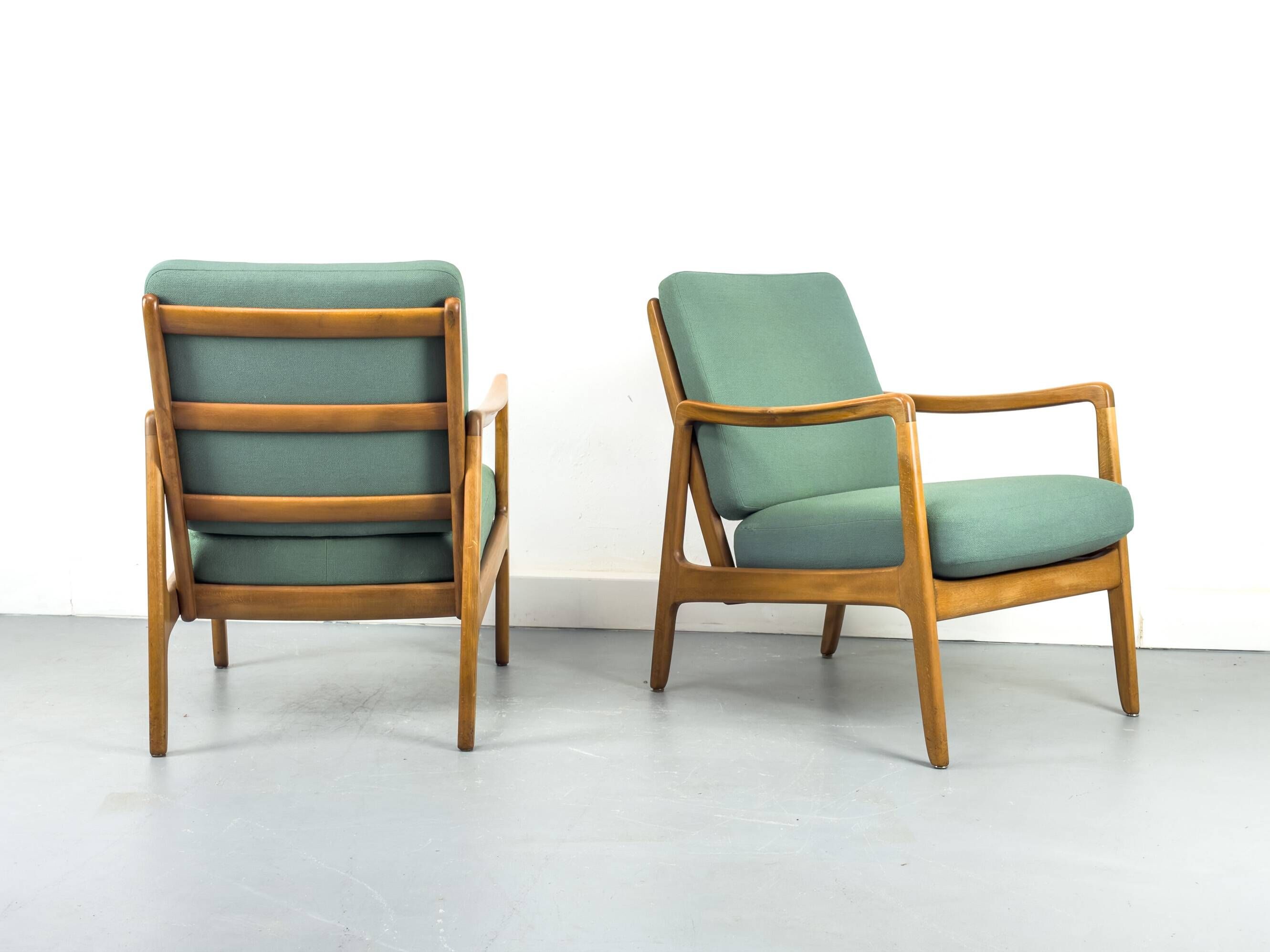 Danish Model FD-109 Lounge Chair by Ole Wanscher for France & Daverkosen, 1