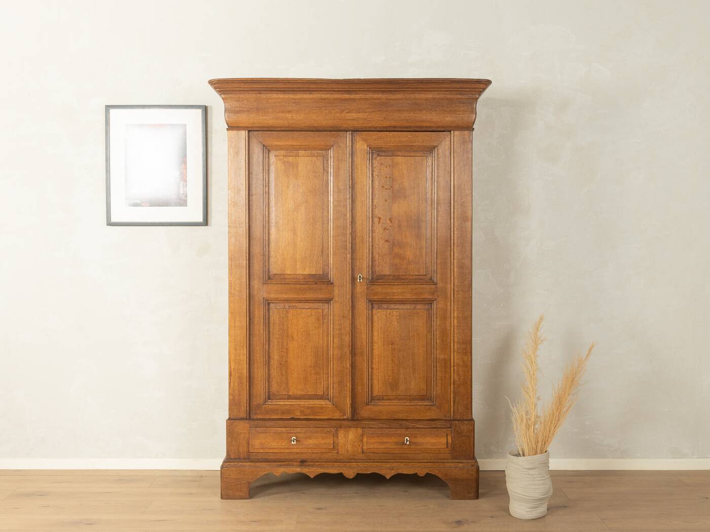 Armoire antique classique en chêne, avant 1900