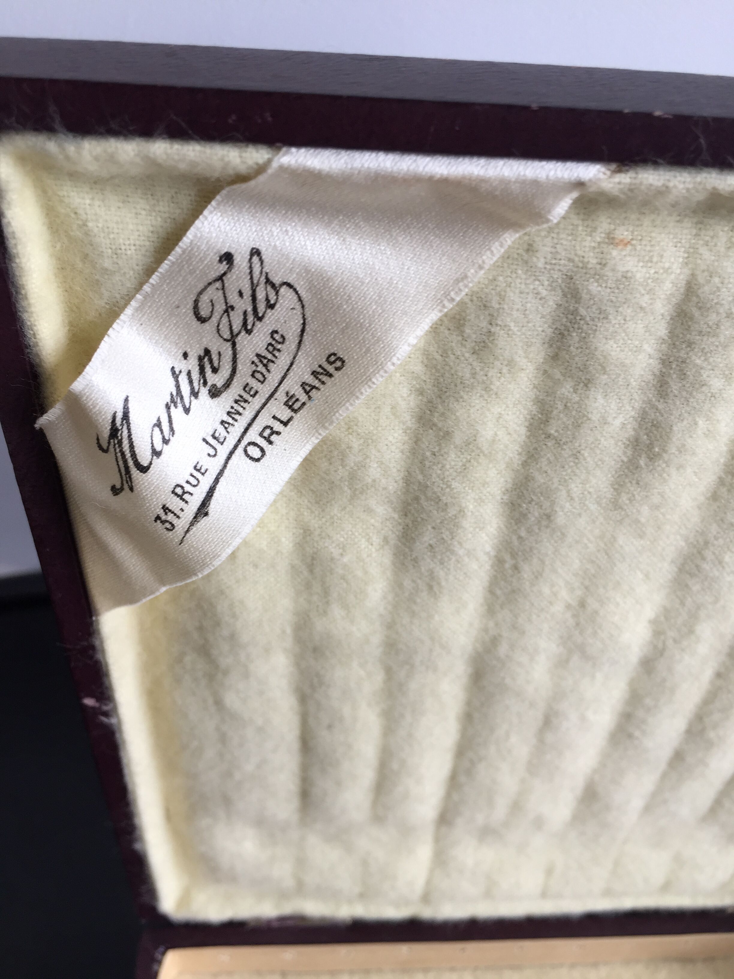 Dessert cutlery service of 12 horn and vermeil knives