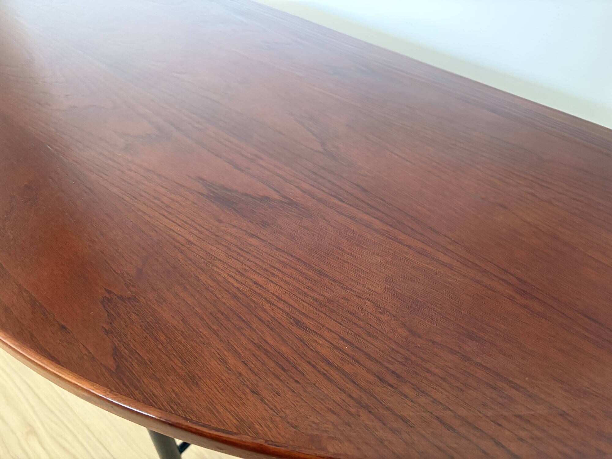 Half-moon console grange in solid cherry wood and wrought iron with a glass top.