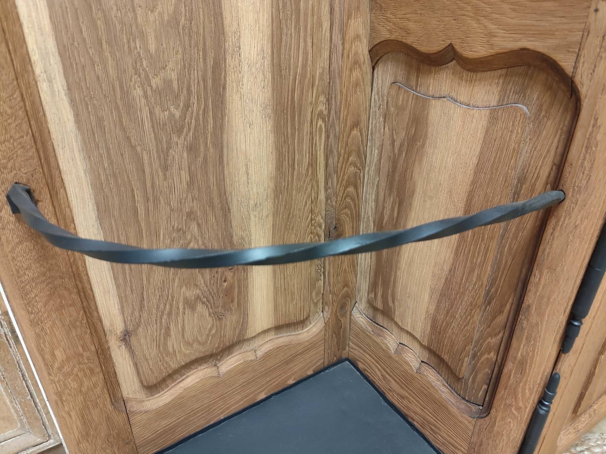 Vestiaire porte-manteaux en chêne massif