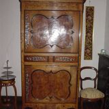 Standing man Louis XV in solid elm