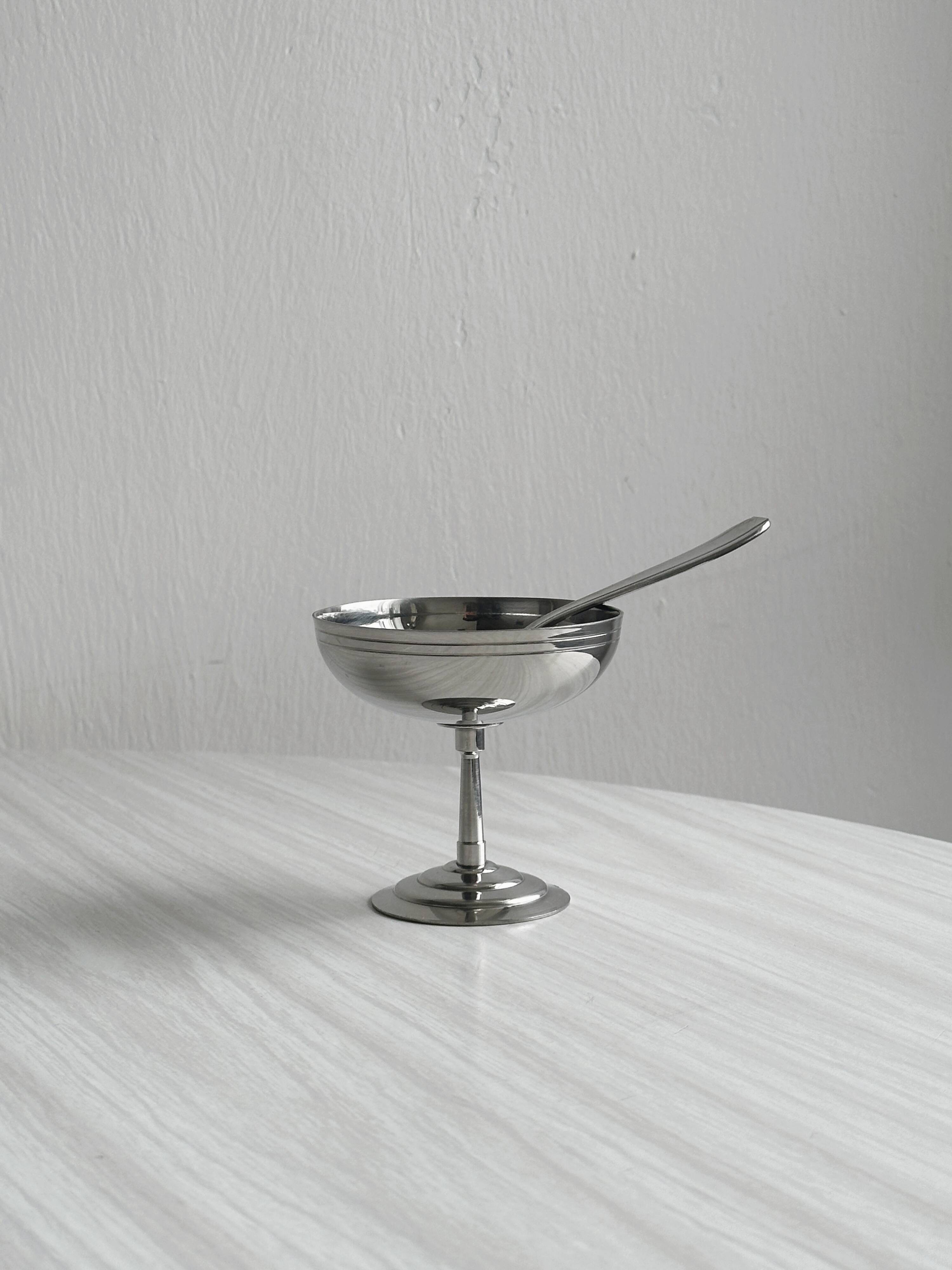 6 Letang Remy stainless steel footed cups