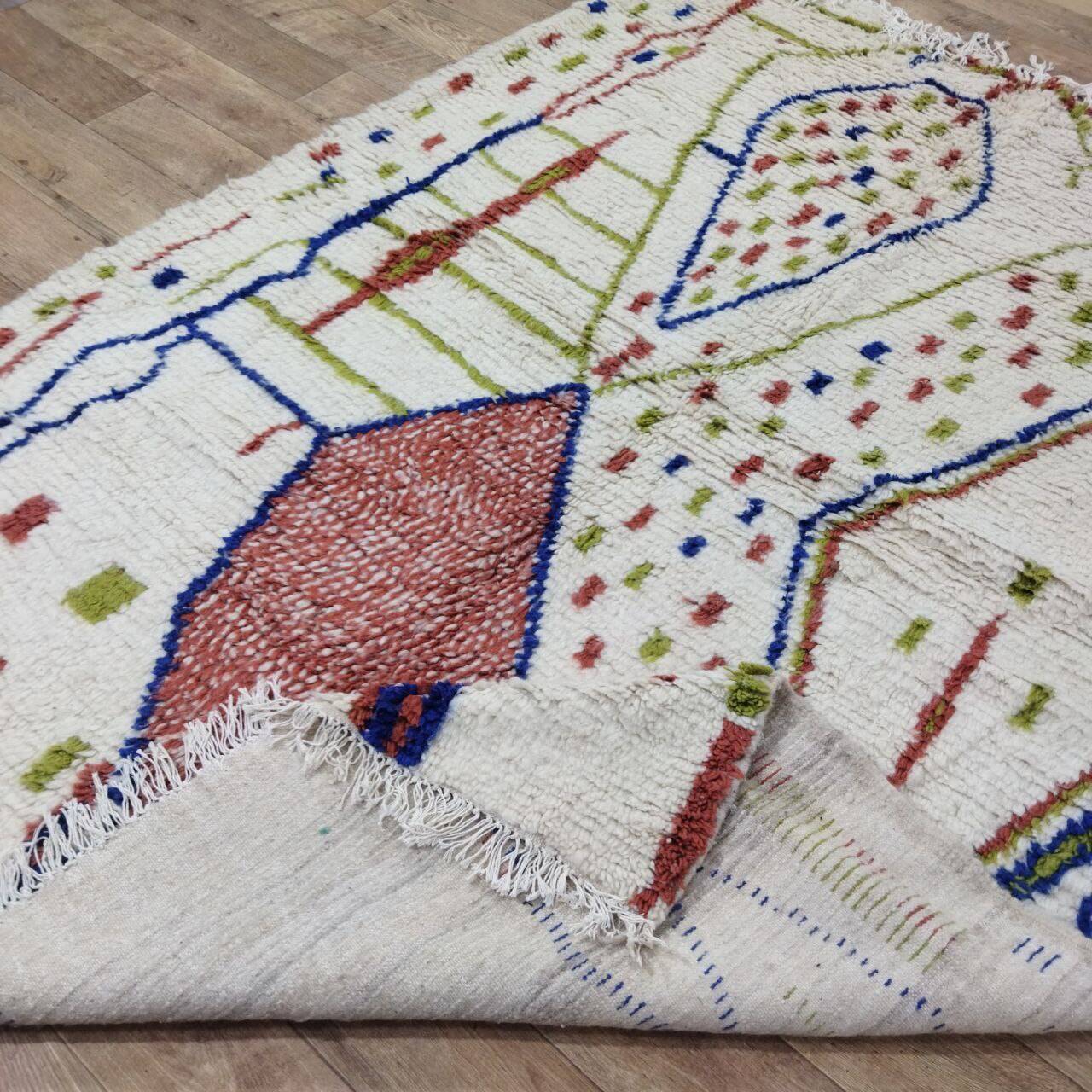 Handmade wool Berber rug 265x193cm