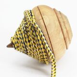 Ancienne toupie en bois