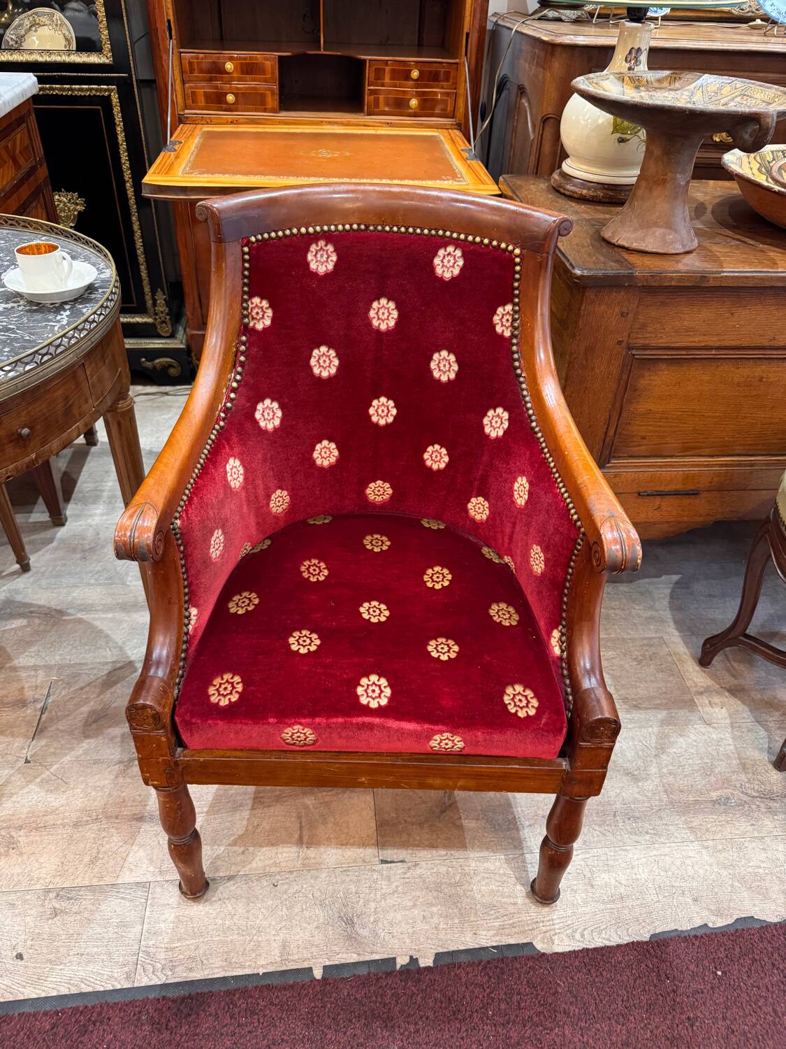 Pair of Gondola shepherdesses