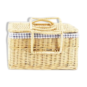 Wicker basket picnic