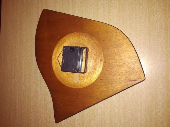 Bayard pendule in formica