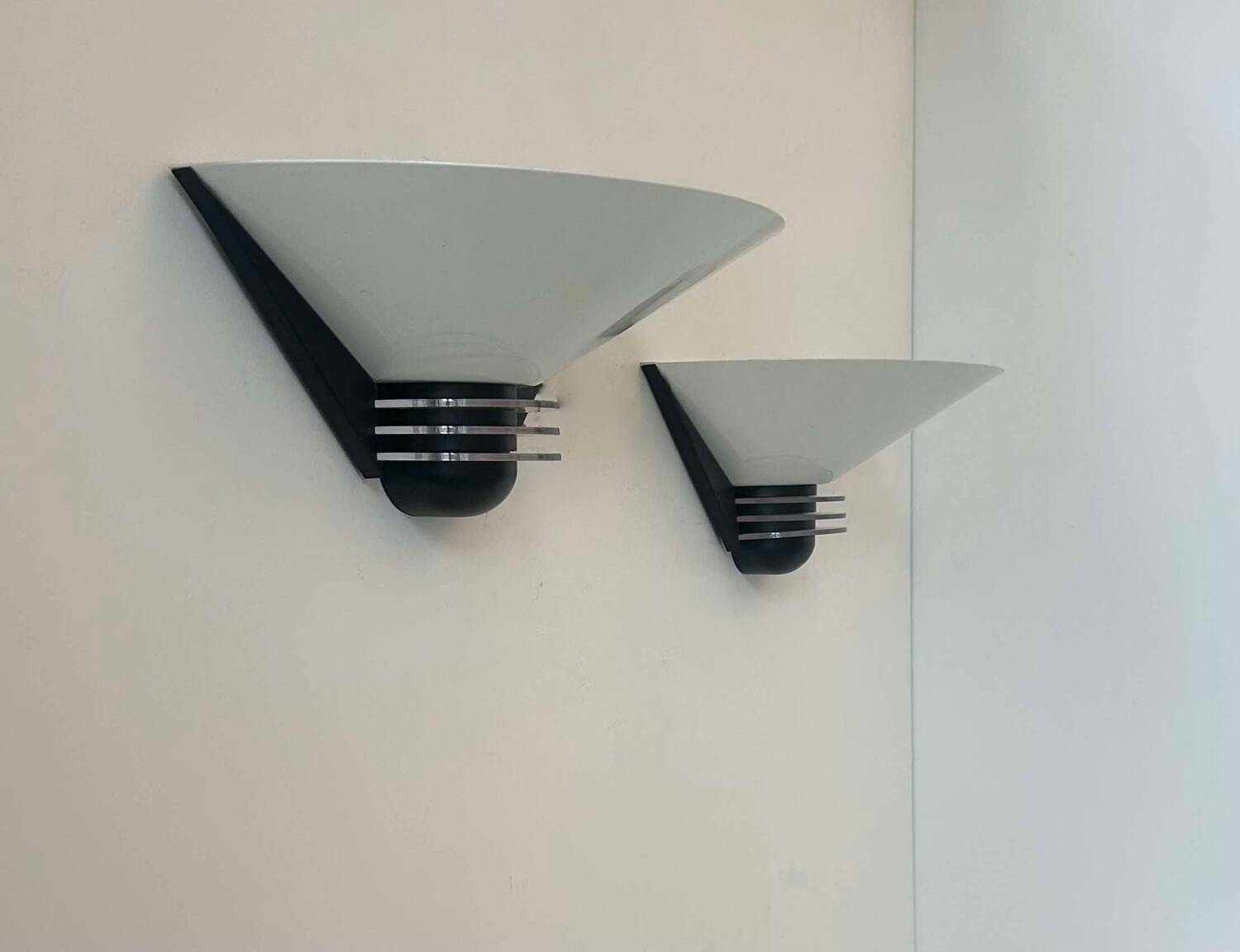 Pair of vintage wall lights, white lacquered metal, France 1980