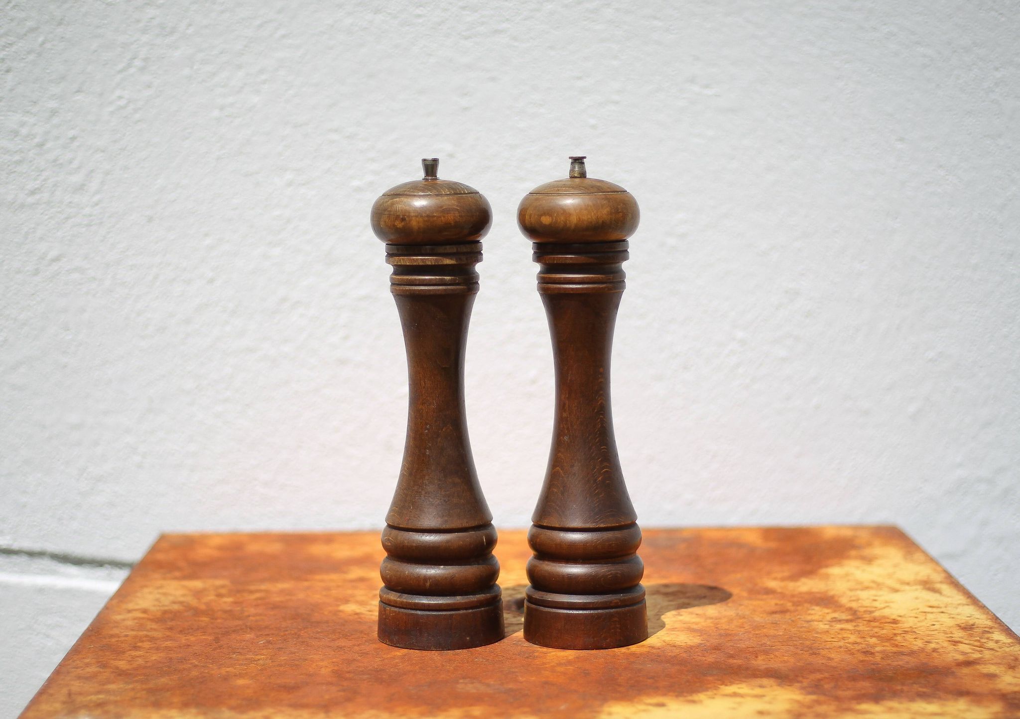 Marlux large model salt and pepper shaker, vintage wooden pepper mill and salt shaker