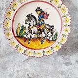Ancienne assiette en céramique espagnole du XIXème siècle peinte à la main. Pièce unique