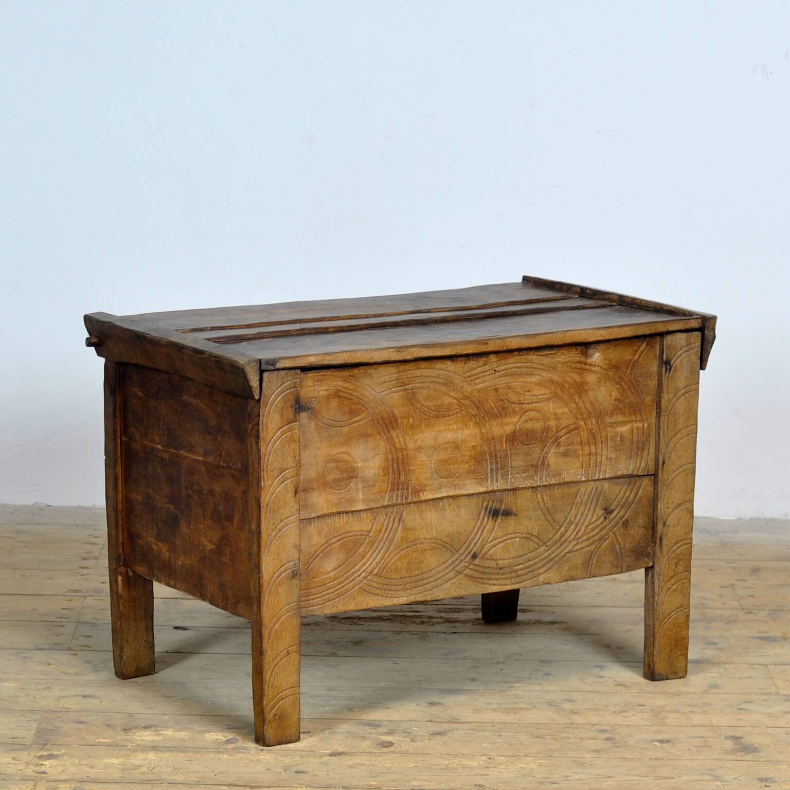 Antique beech shepherd's chest, 1850s