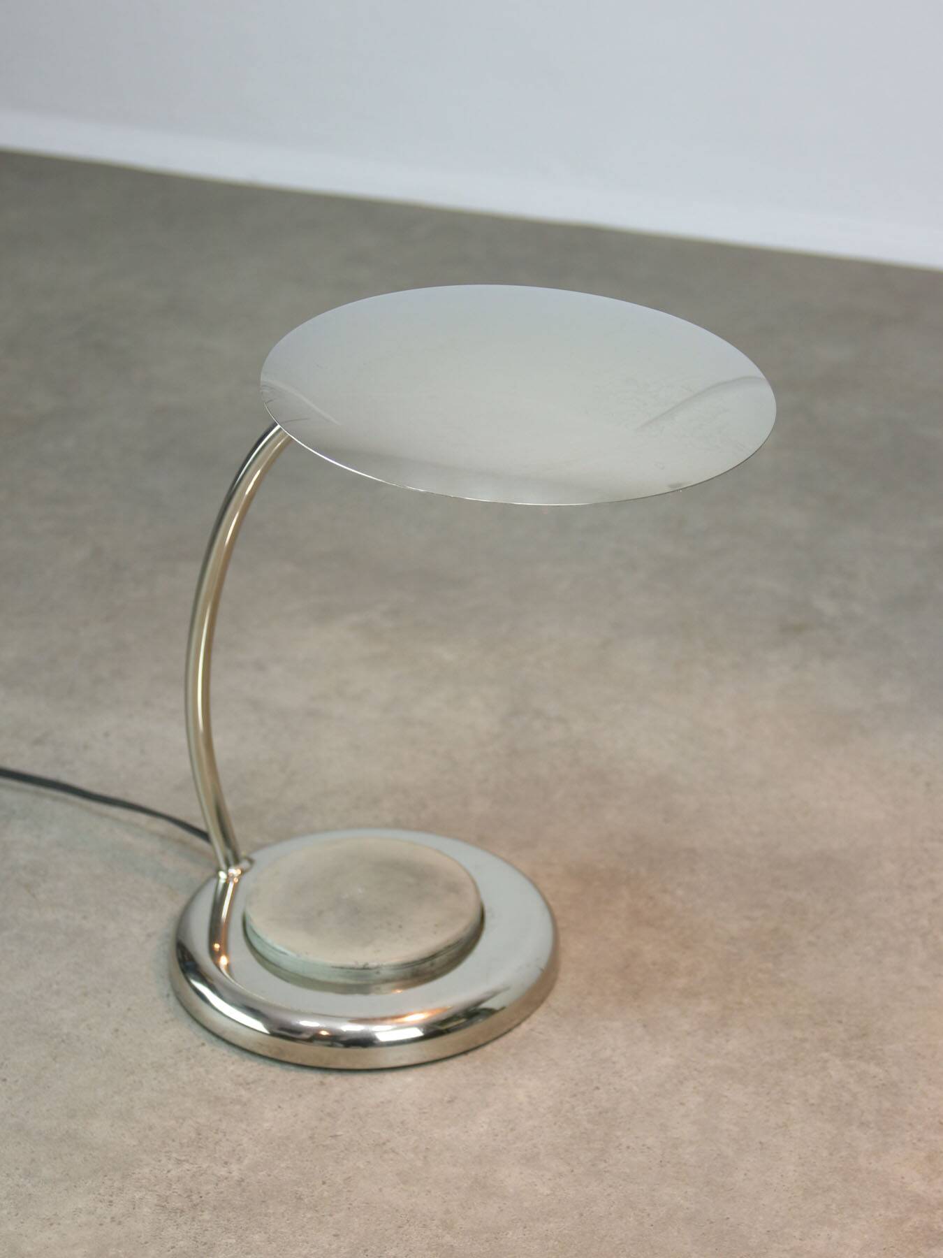 Mid-Century Italian Big Button Table Lamp in Chrome
