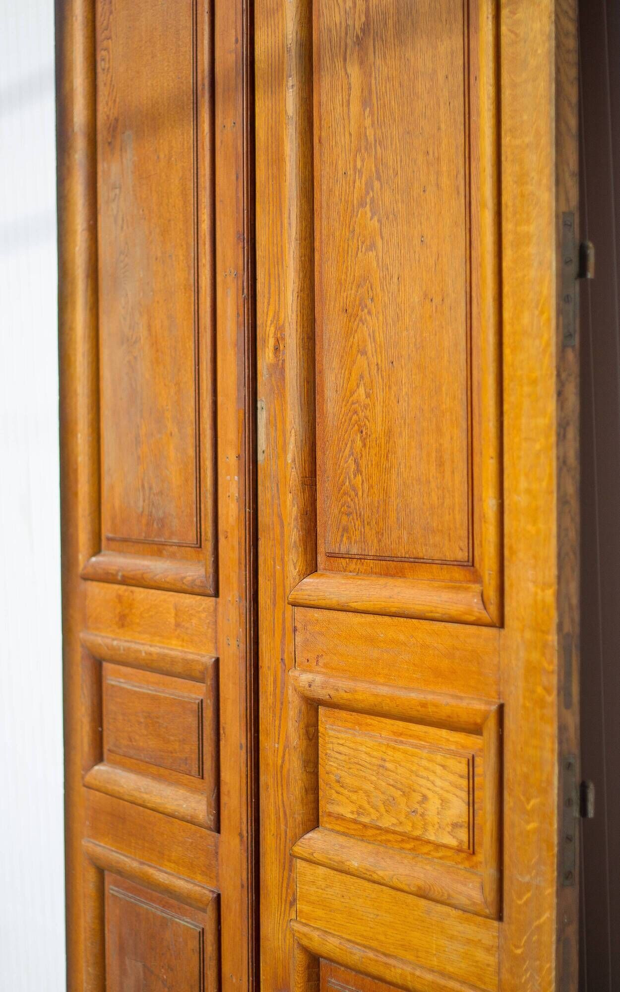 Double old door, old wooden door, large vintage door