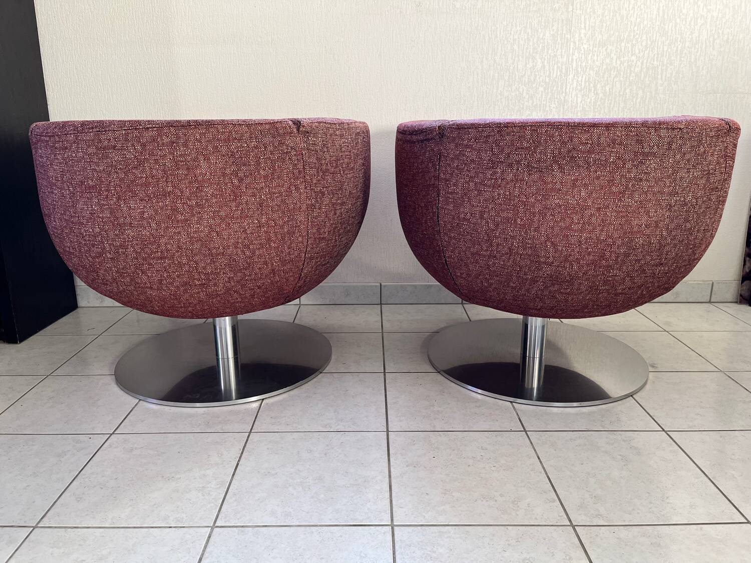 2 “Tulip” armchairs by Jeffrey Bernett for B&B Italia