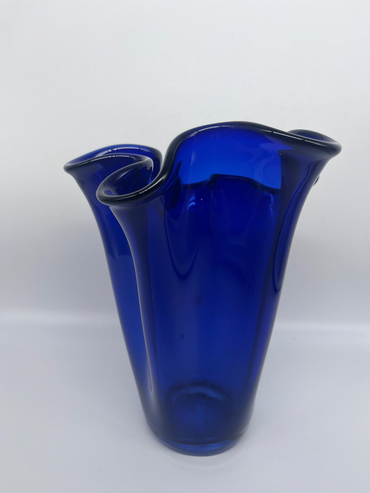 Handkerchief vase 80s