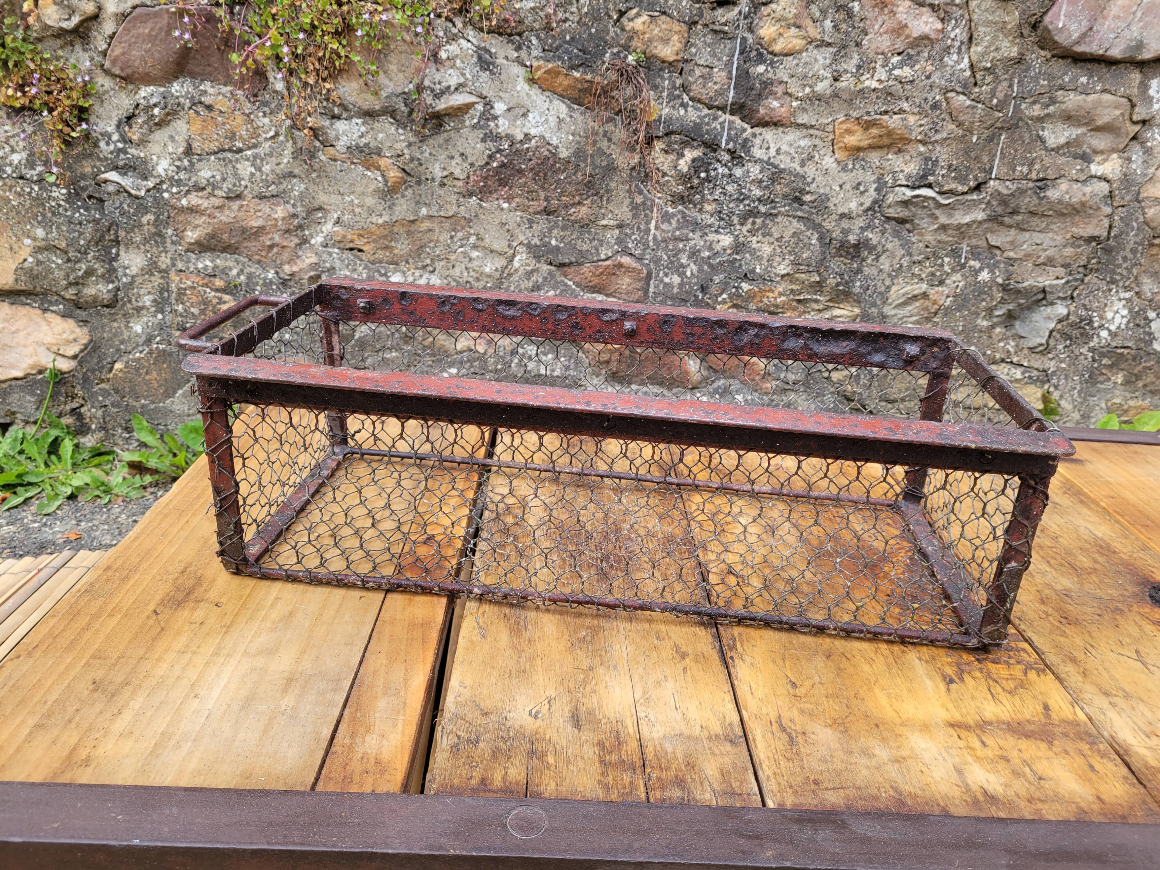 Panier en métal