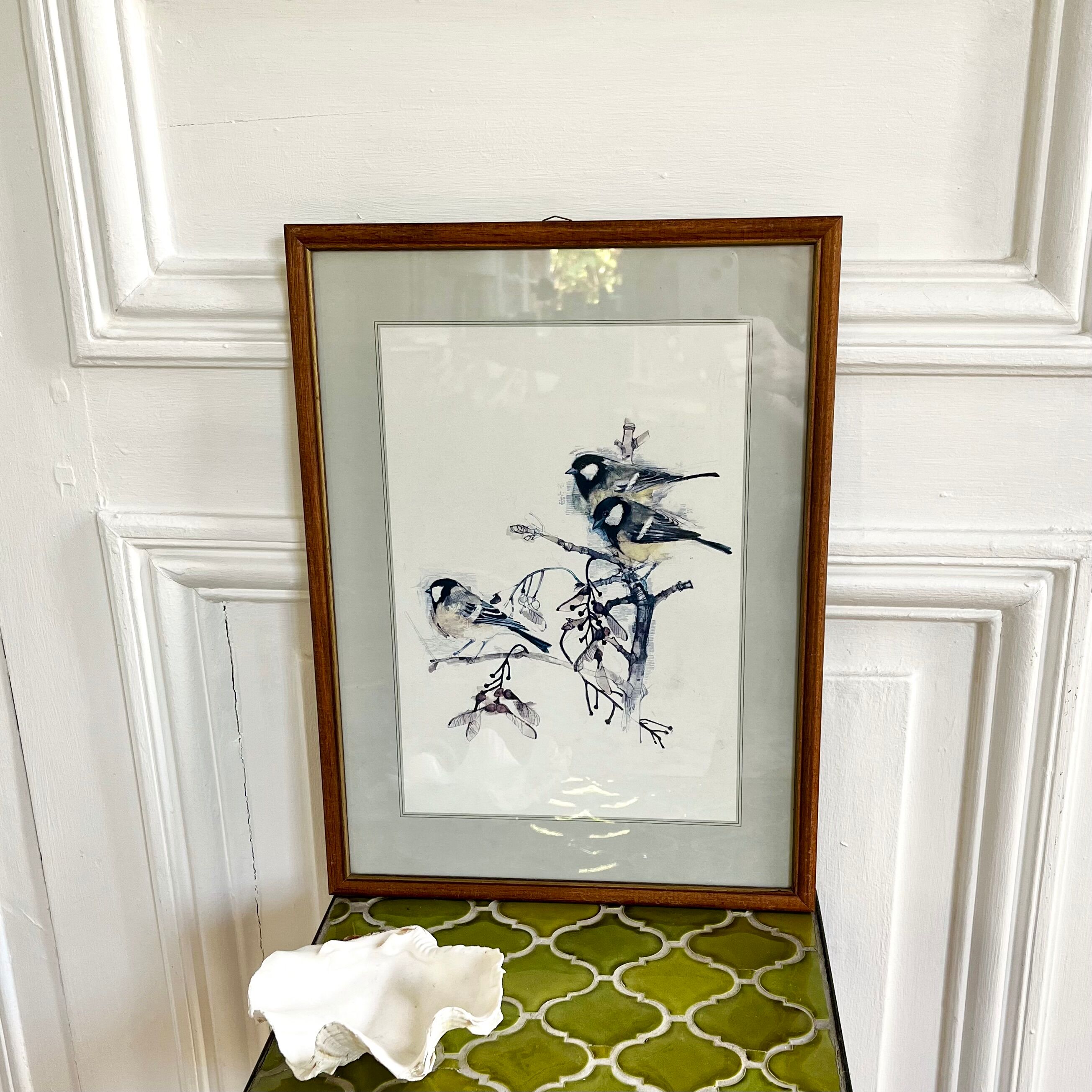 Frame birds three chickadees