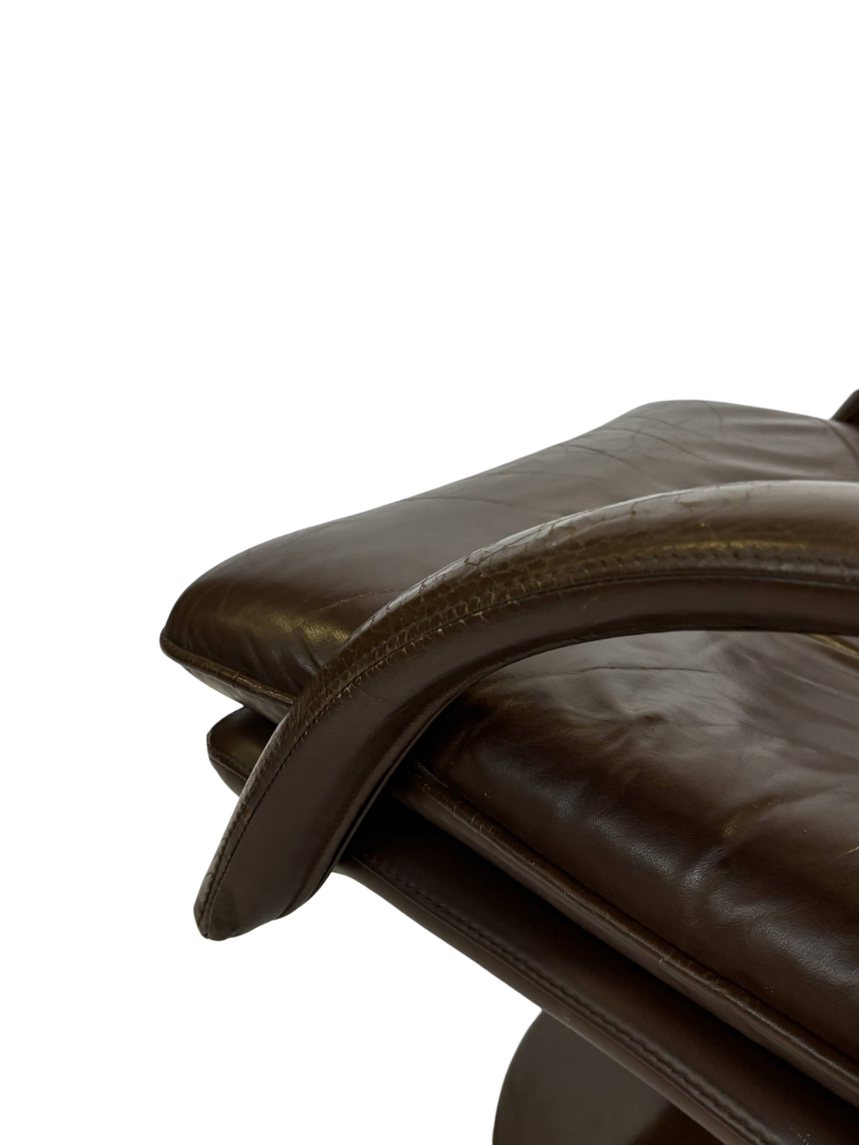 Vintage Artifort lounge chair Geoffrey Harcourt Design Easy Chair