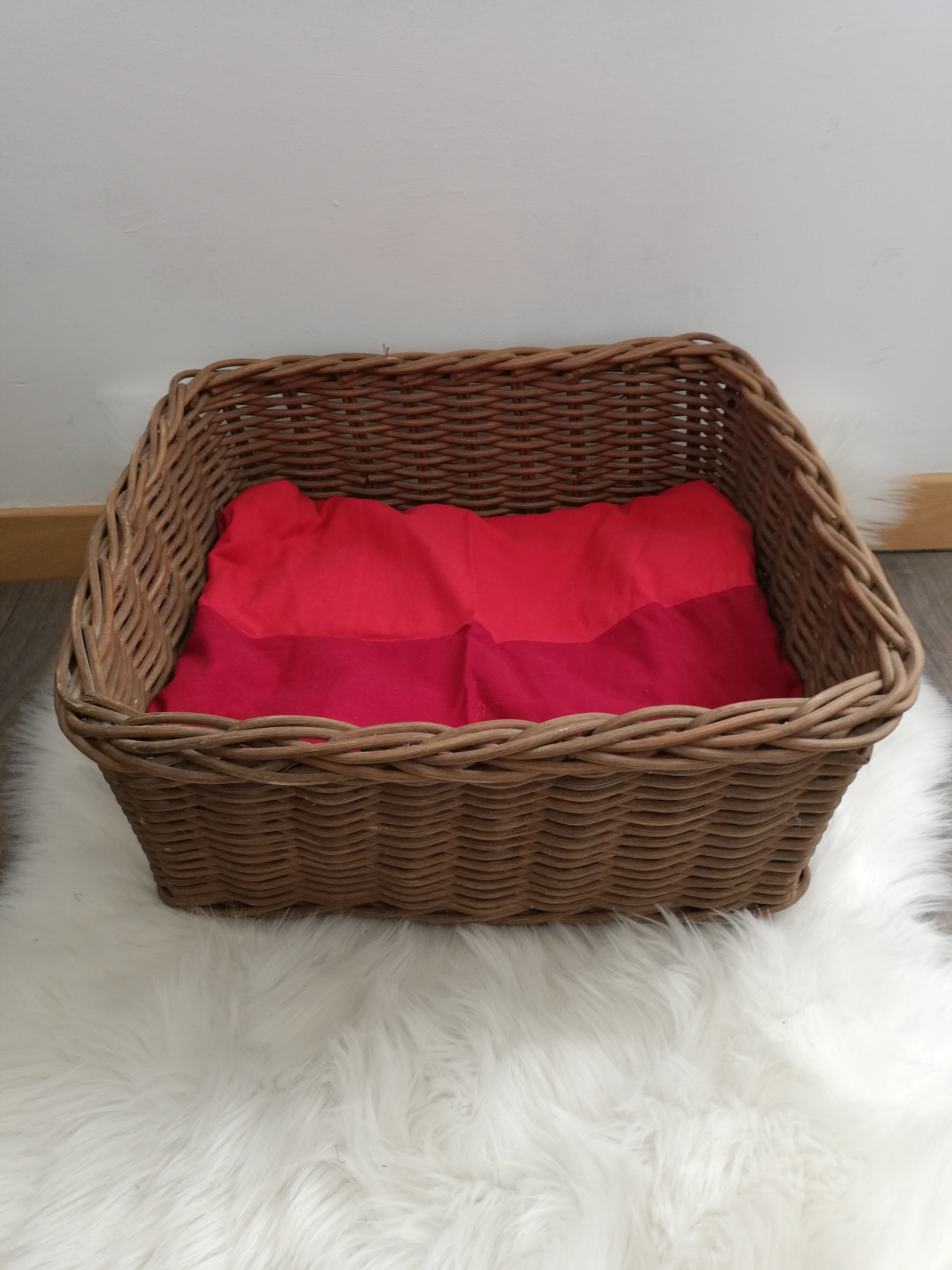 Rectangular wicker basket