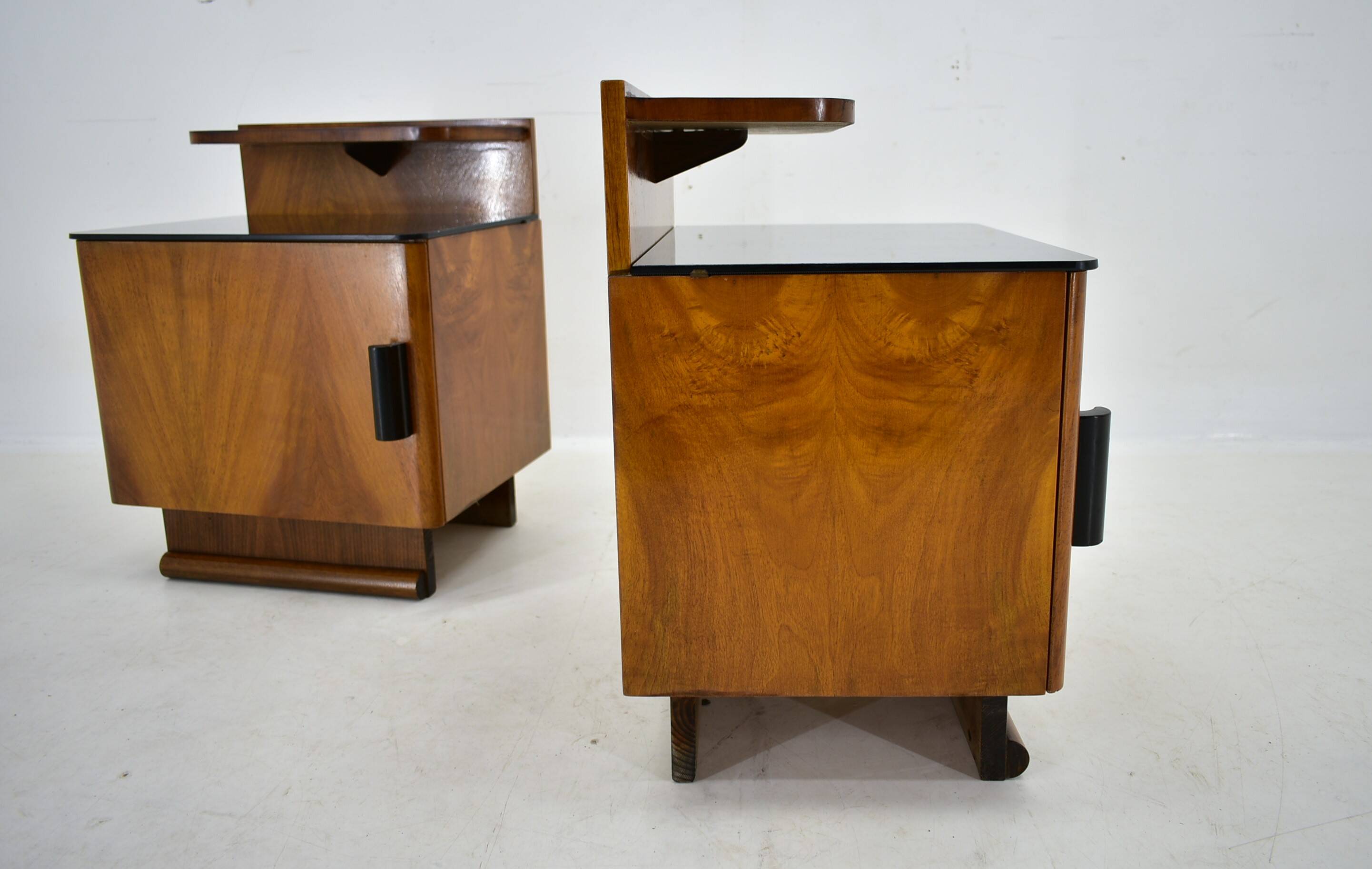 Pair of Midcentury Czechoslovakian Bedside Tables, 1940s