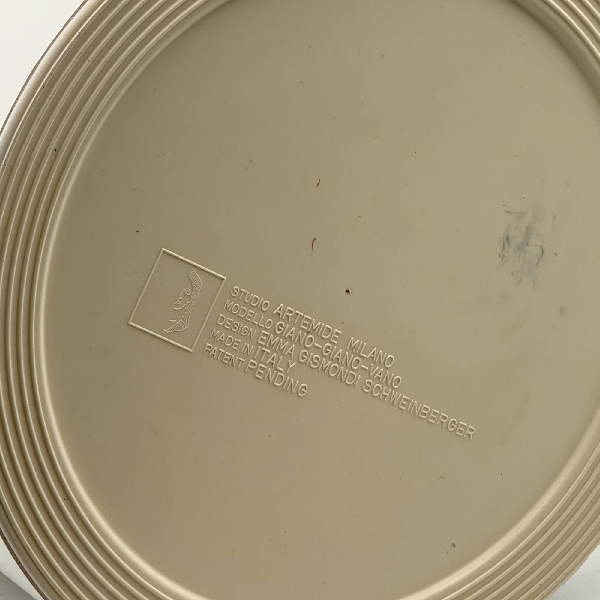 White Artemide Giano Vano Side Table, Italy 1970s – Space Age Design