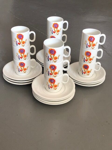 Porcelain coffee or tea set