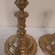 Paire de bougeoirs Restauration en bronze doré