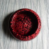 void round ceramic pocket from the 80s
