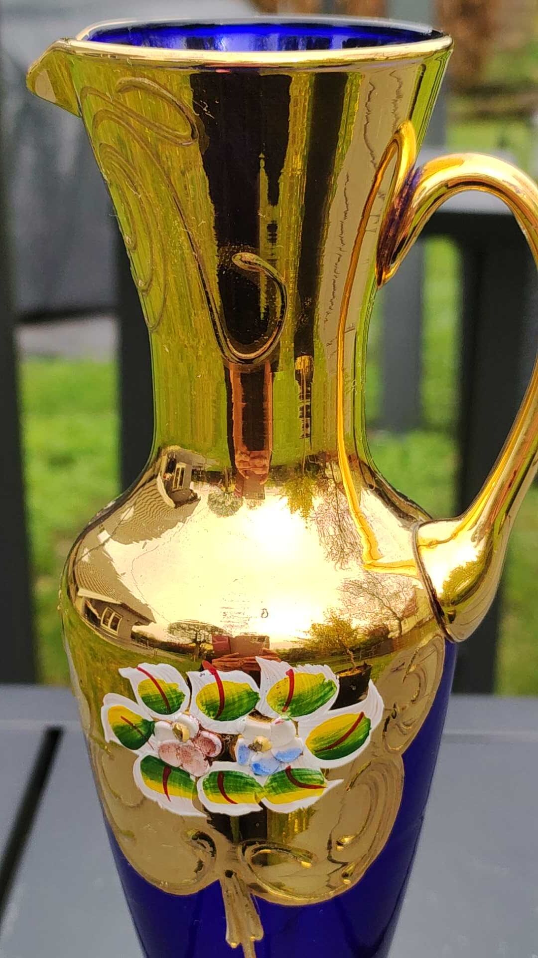 Trefuochi Murano vase in blown glass, floral pattern in relief