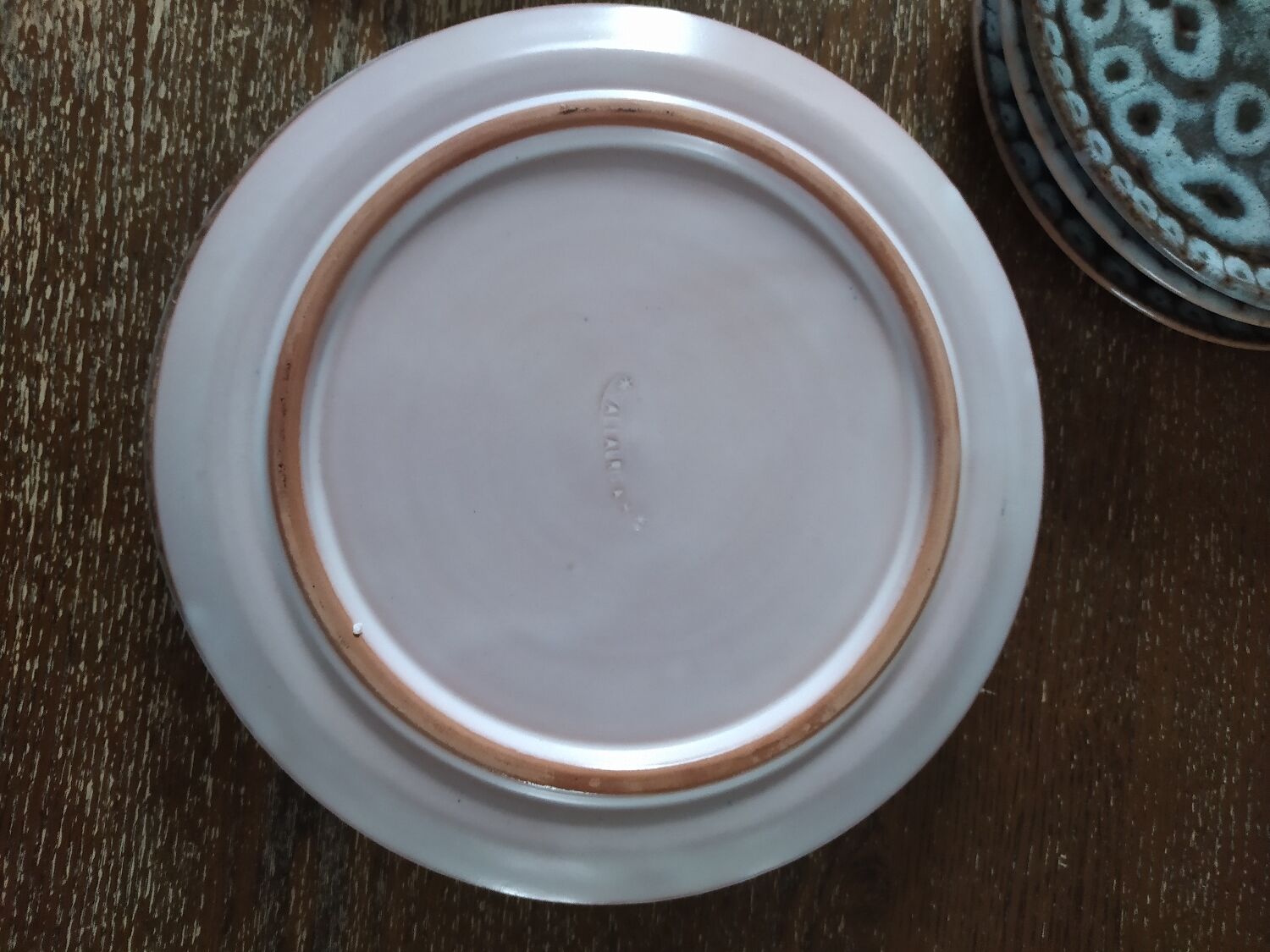 Assiettes en grès émaillé Vallauris