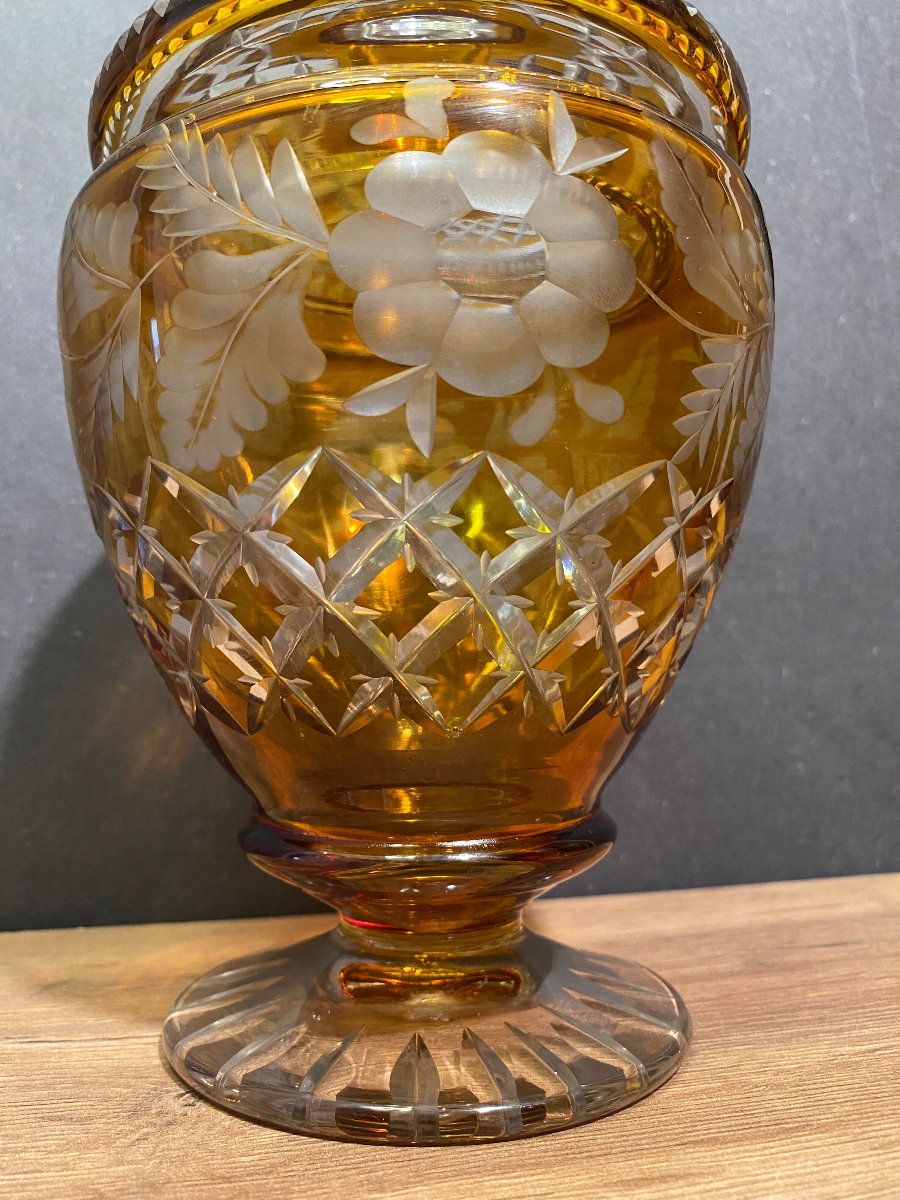 Very beautiful covered pot, crystal urn with cut and tinted decoration, bohemian twentieth