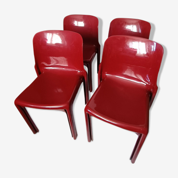 4 chaises Selene de Vico Magistretti pour Artemide rouges