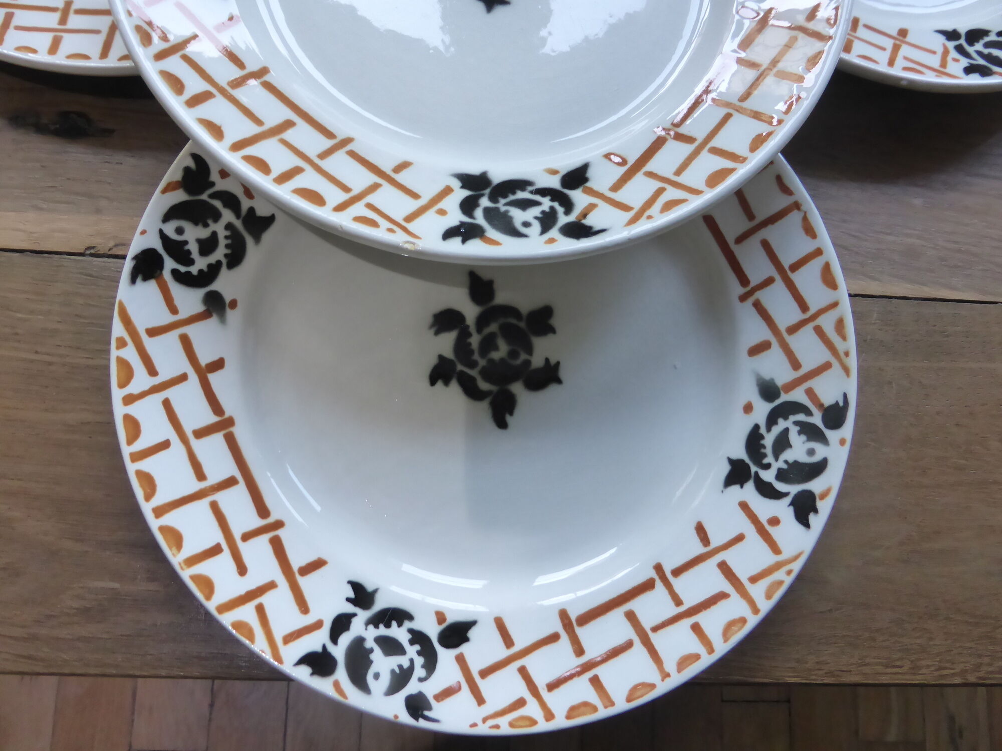 4 flat plates of Badonviller porcelain model Roscoff 2008105