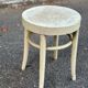 Tabouret rond vintage en bois courbe style bistro