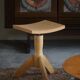 Tabouret trépied pivotant en orme, design danois du milieu du siècle, années 1970