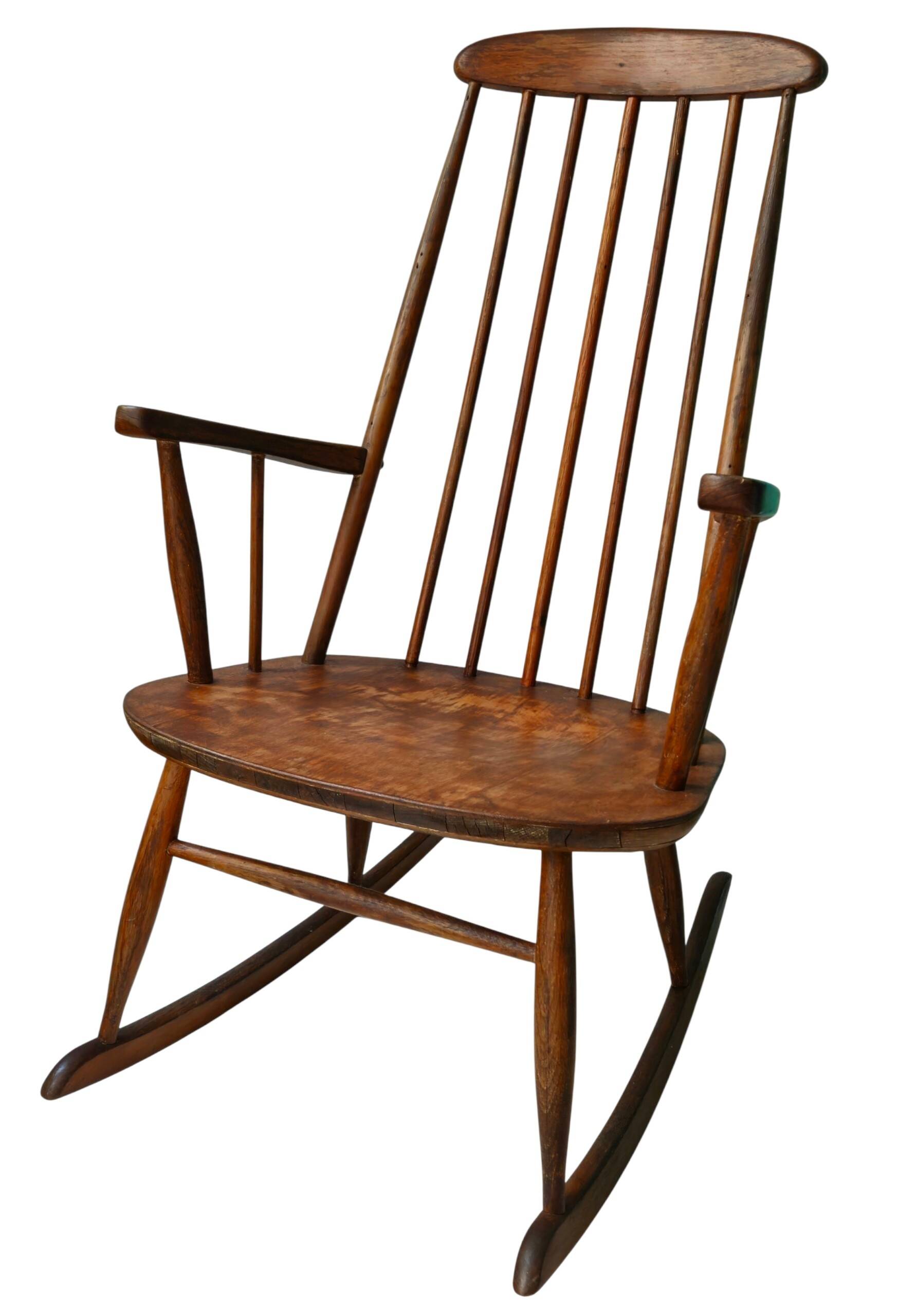 Fauteuil à bascule / Rocking Chair vintage en hêtre 1960 par Stol Kamnik