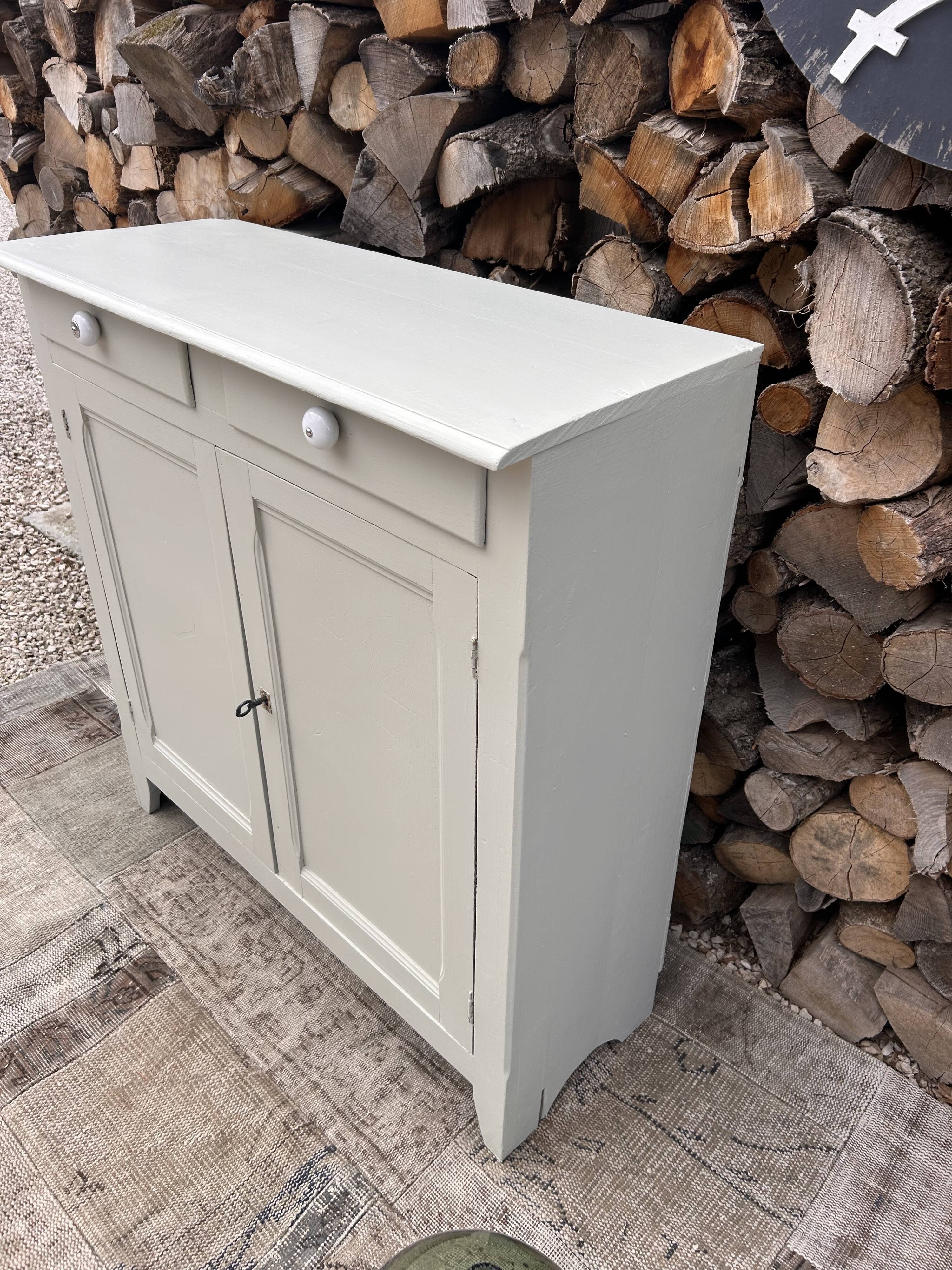 Parisian-style buffet